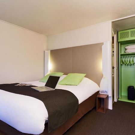 Campanile Saint-Quentin-En-Yvelines Hotel Montigny-le-Bretonneux Ngoại thất bức ảnh