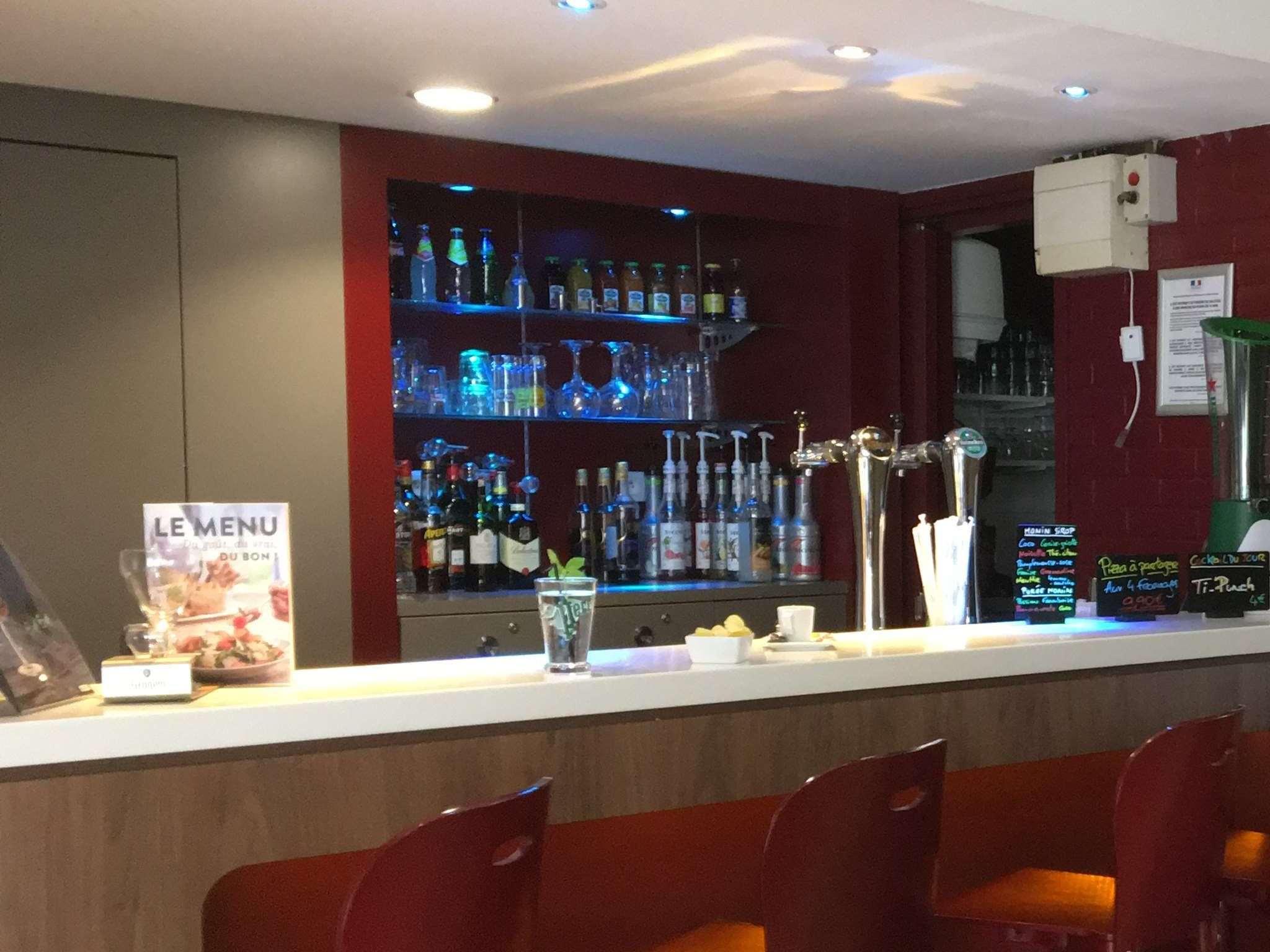 Campanile Saint-Quentin-En-Yvelines Hotel Montigny-le-Bretonneux Ngoại thất bức ảnh