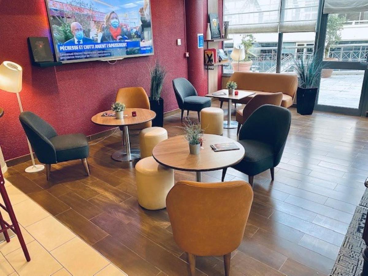 Campanile Saint-Quentin-En-Yvelines Hotel Montigny-le-Bretonneux Ngoại thất bức ảnh